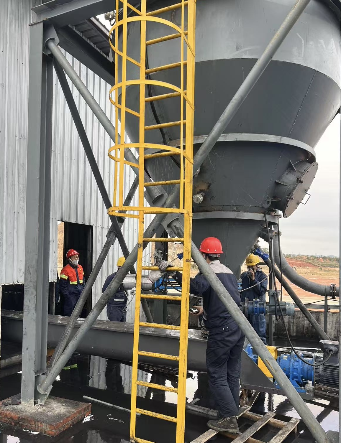 Automation & Control Systems in Pneumatic Conveying Operation